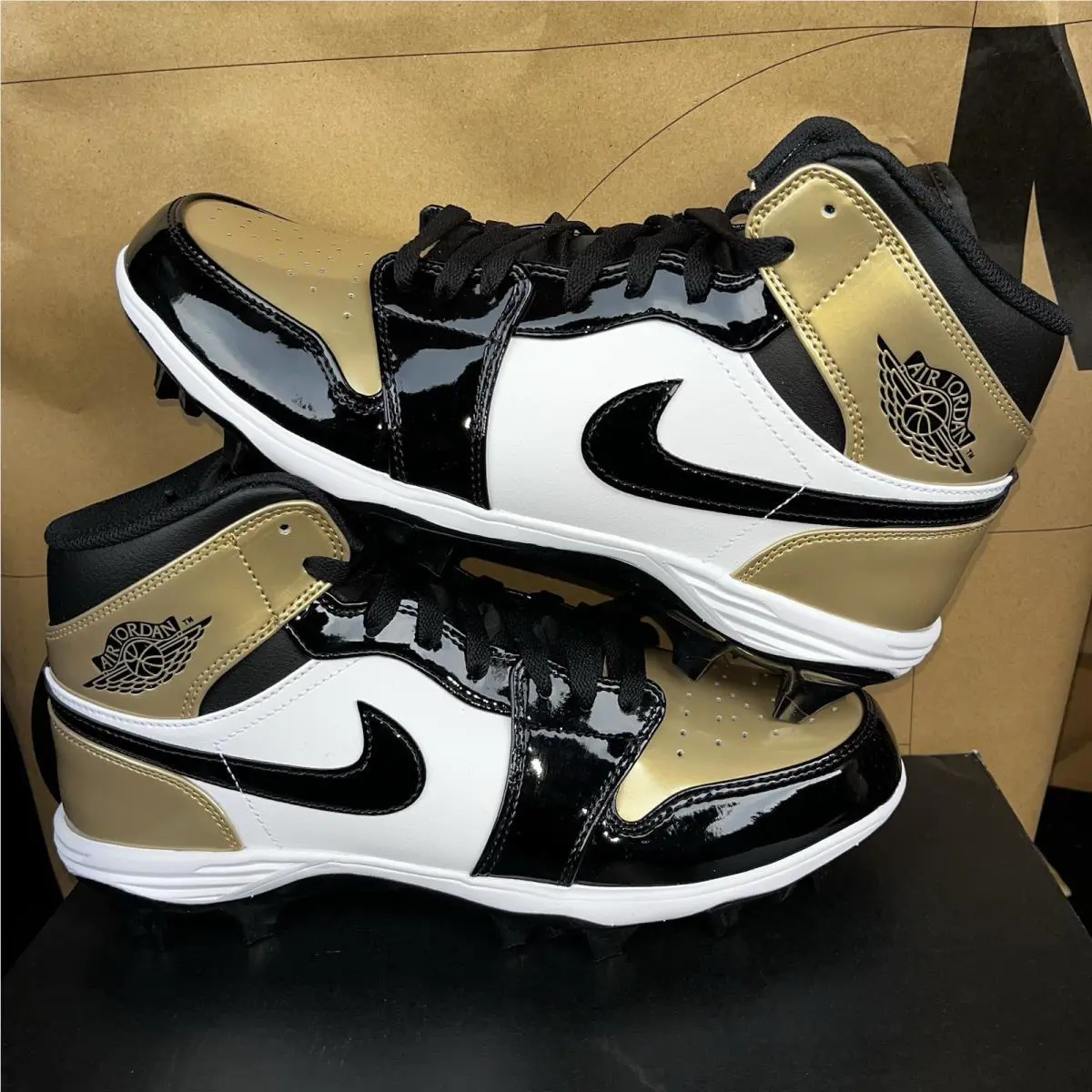 Nike shoes - Jordan 1 Mid - Mid - Fj6805-701 - Black 0