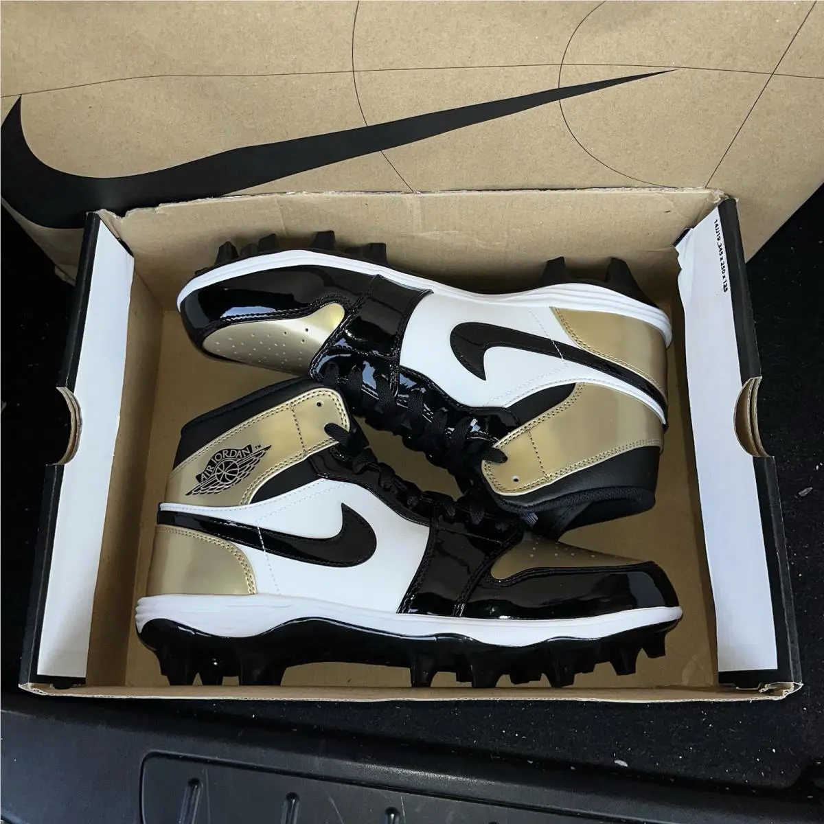 Nike shoes - Jordan 1 Mid - Mid - Fj6805-701 - Black 5