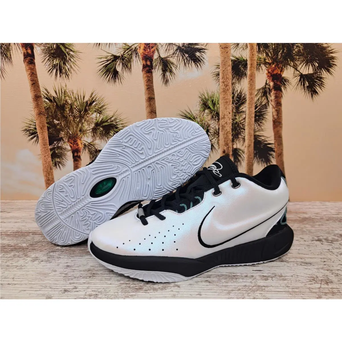 Nike shoes - Nike LeBron XXI - LeBron XXI - FZ7189-100 - White 5