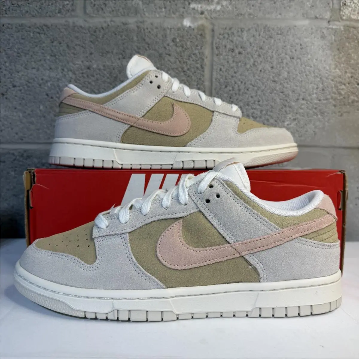 Dunk Low Color Coral / Phantom Women`s Size 10 Men`s 8.5 IB4367-030 by Nike
