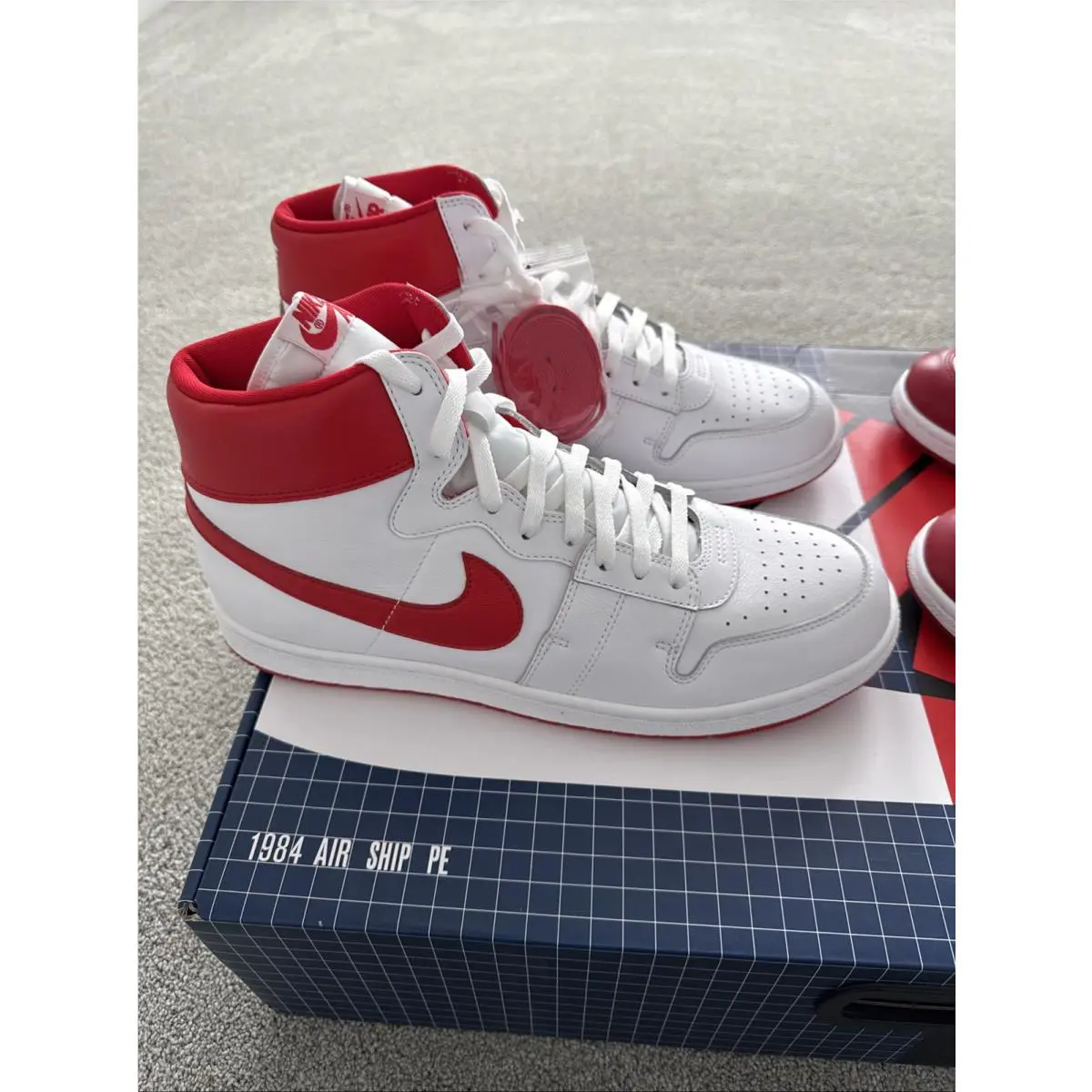 Nike shoes - Air Jordan Retro - Air Retro - Red 0