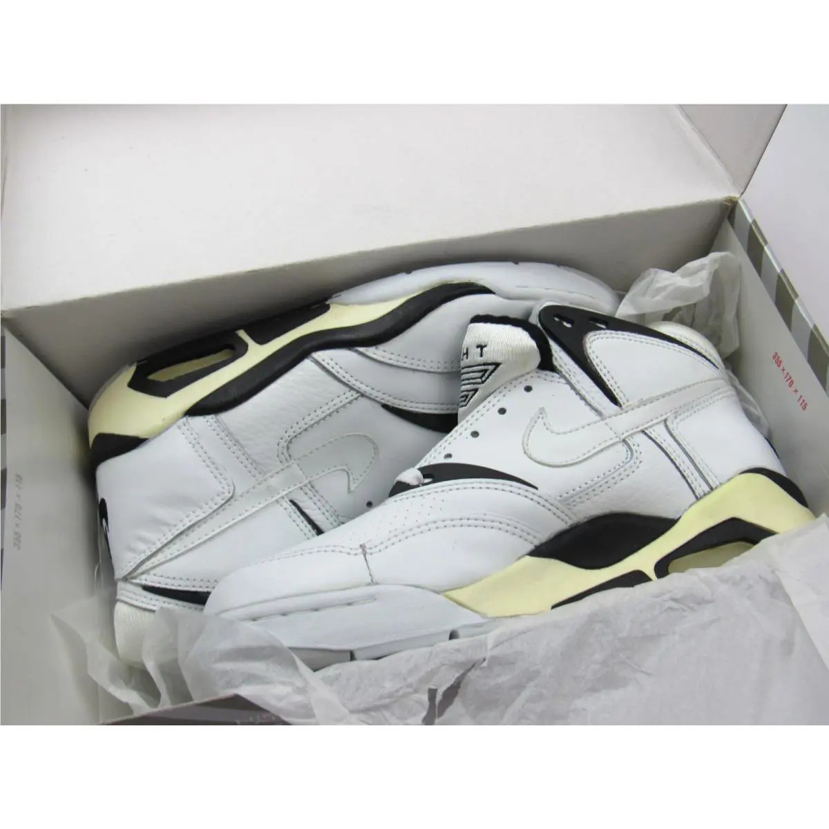 Nike shoes - Nike Air Flight - Air Flight - White 3