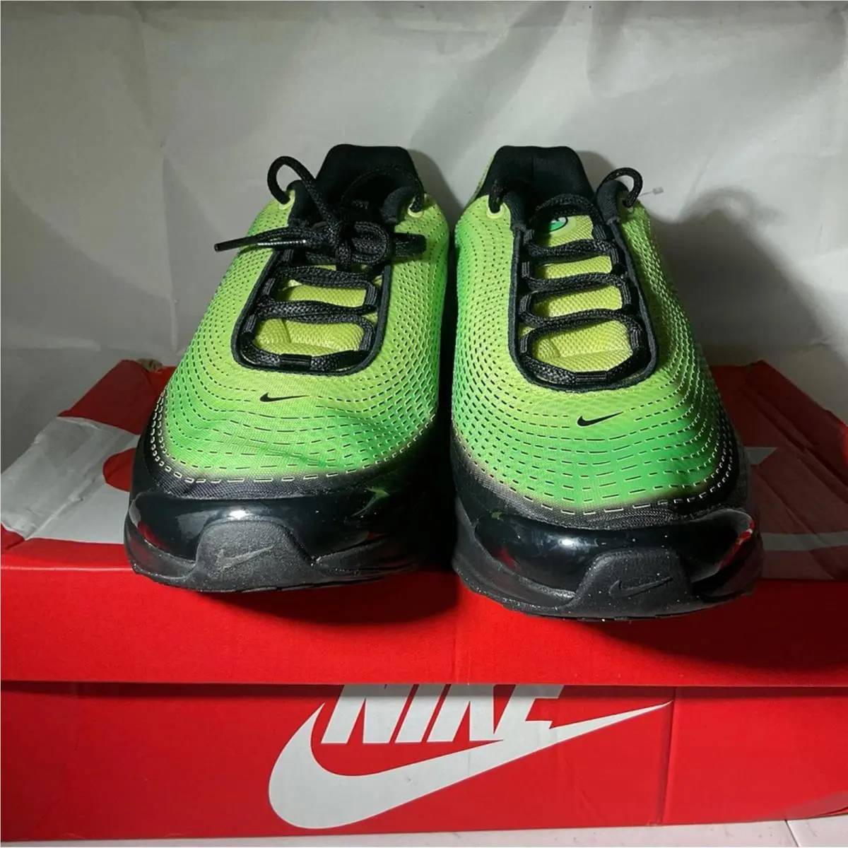 Nike shoes - Black 1