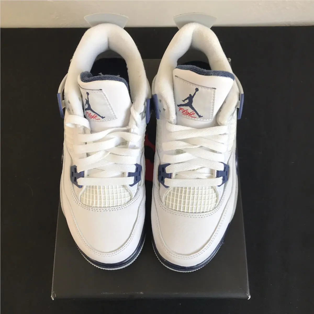 Nike shoes - Jordan 4 Retro - Retro - White (UPC: 00196151825729) 1