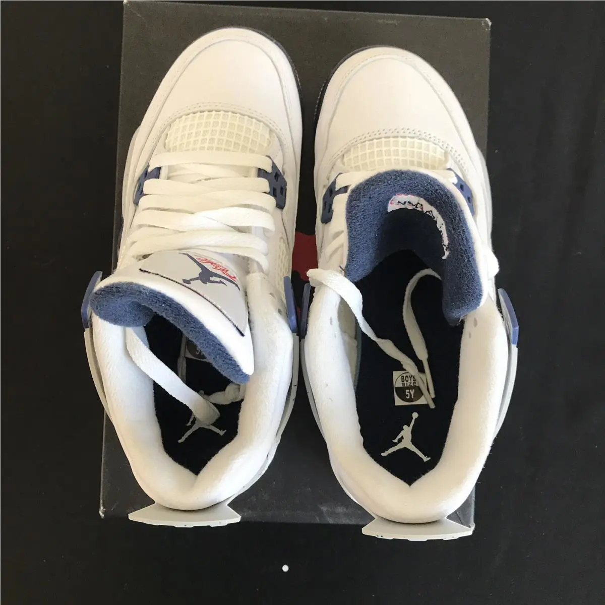 Nike shoes - Jordan 4 Retro - Retro - White (UPC: 00196151825729) 3