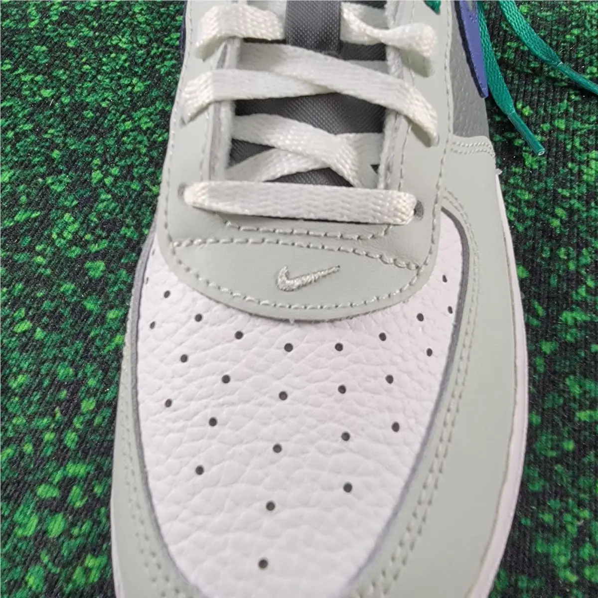 Nike shoes - Nike Air Force 1 LV8 - Blue 2