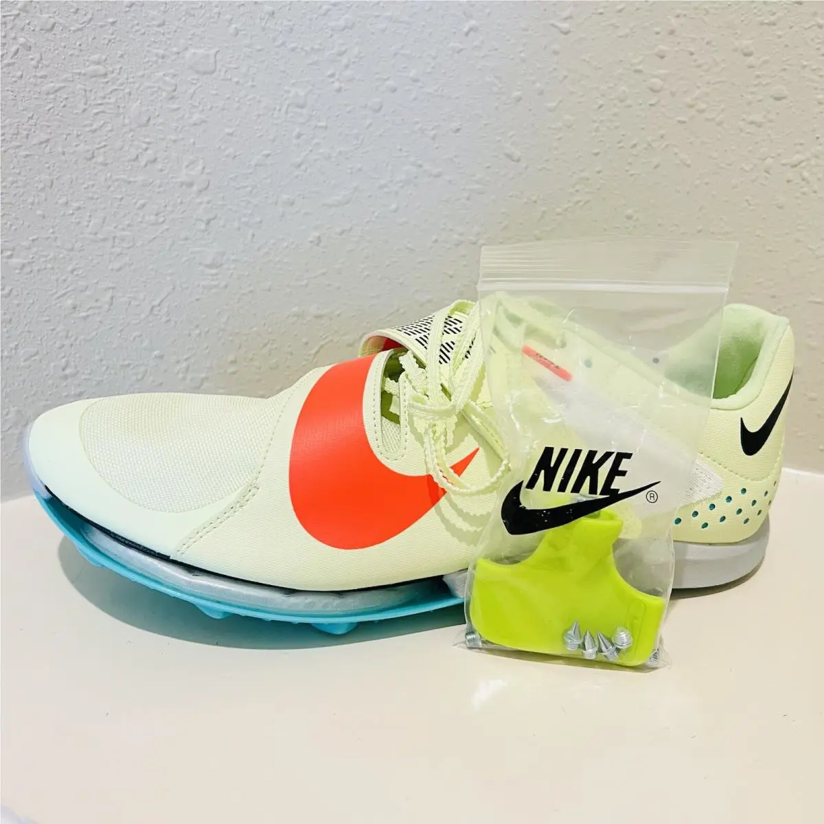 Nike shoes - Nike Zoom LJ - Zoom - Neon yellow 6