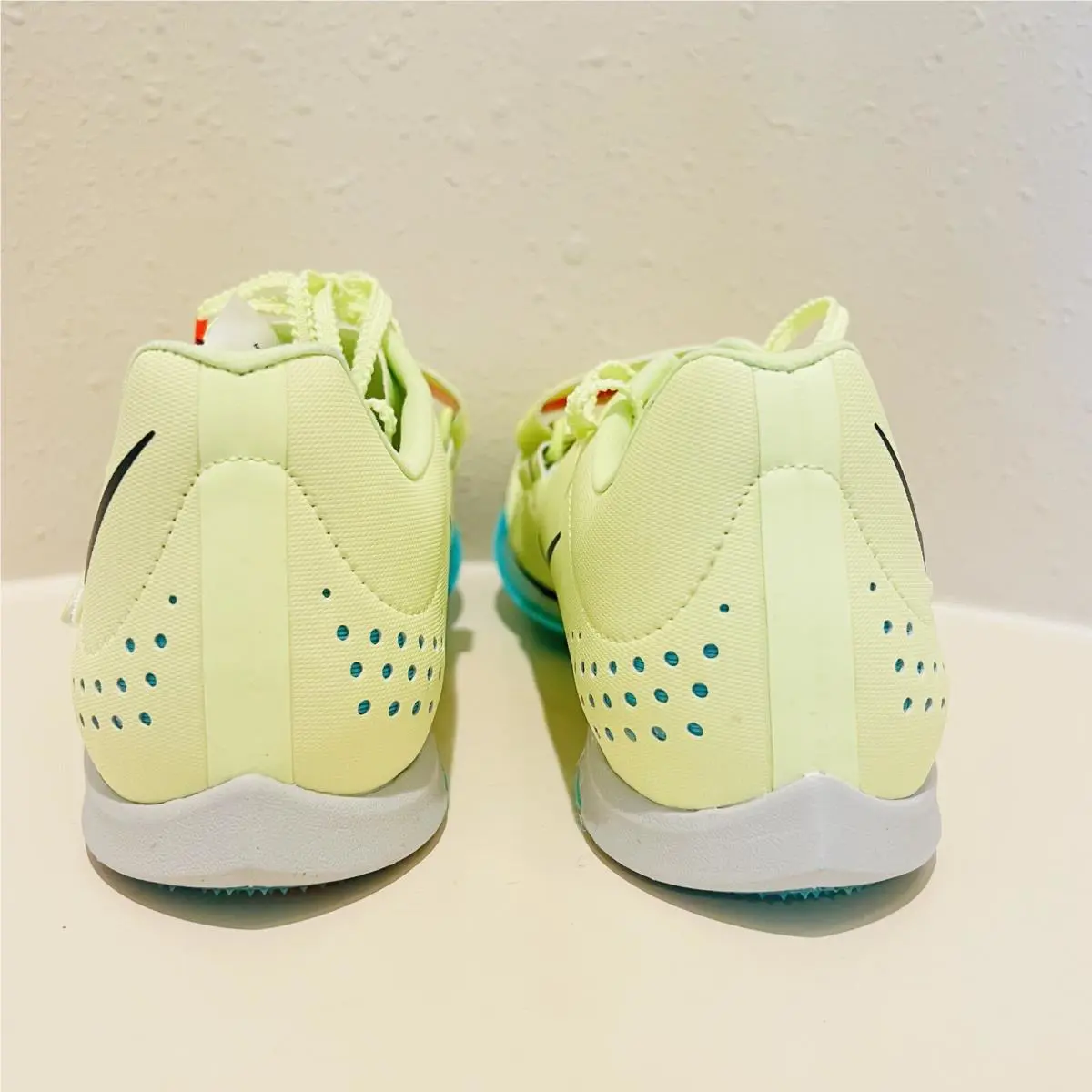 Nike shoes - Nike Zoom LJ - Zoom - Neon yellow 7