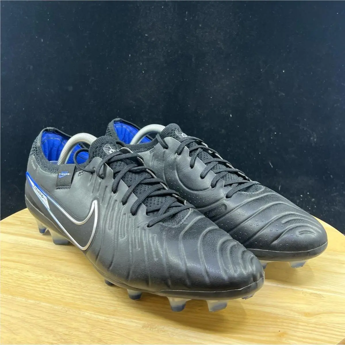 Nike shoes - Black 2