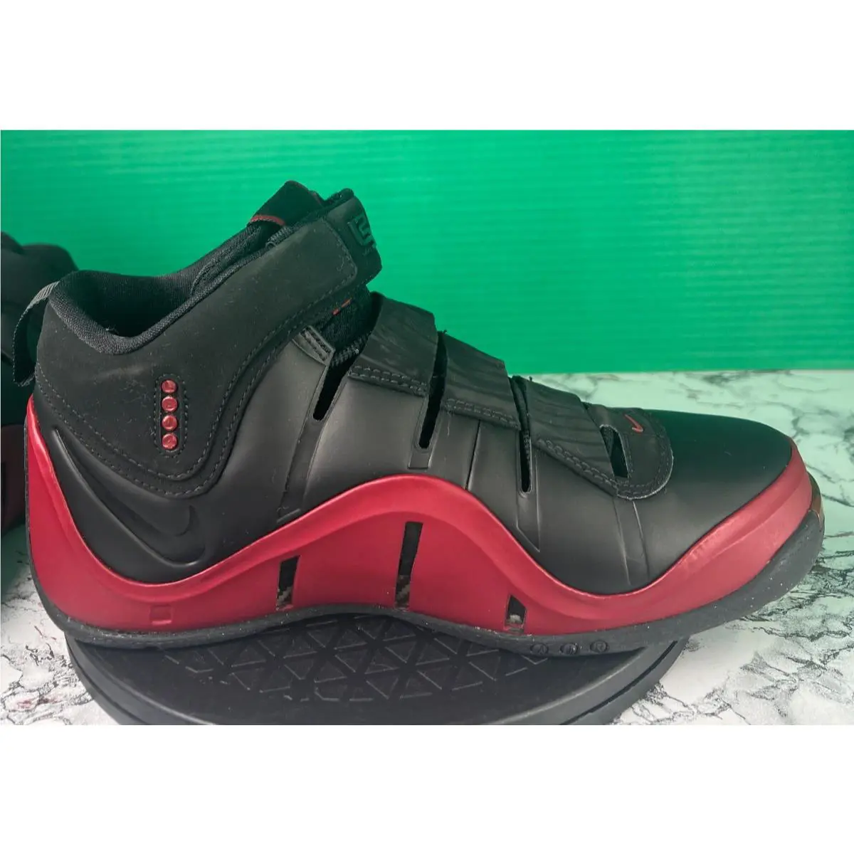 Nike shoes - Nike Air LeBron - Air LeBron - 314686-002 - Black 10