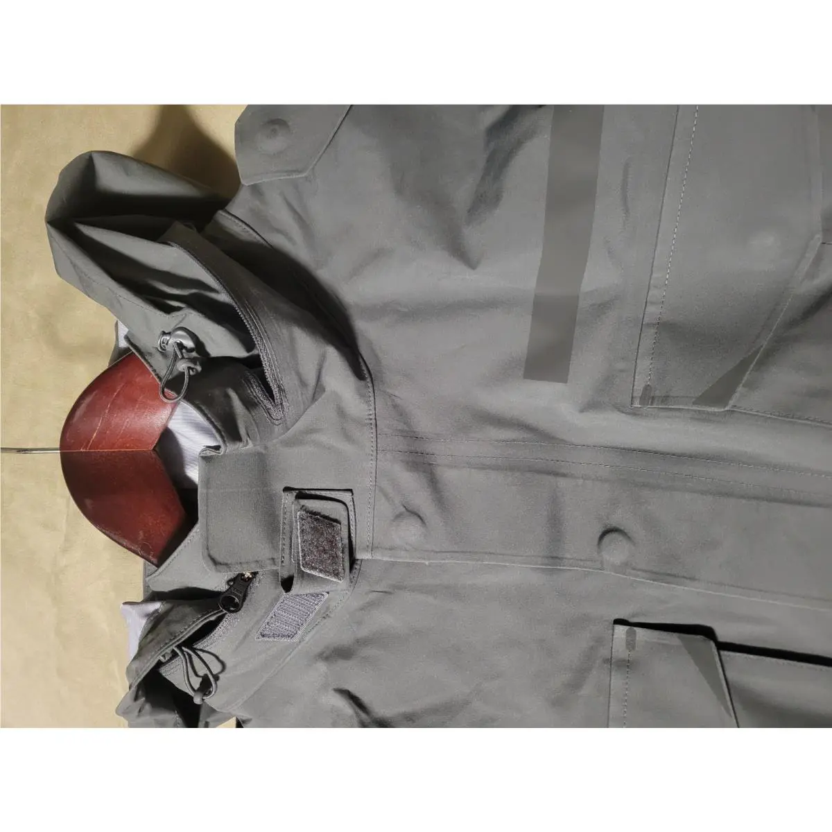 Nike clothing - na - CQ7653065 - Gray 1