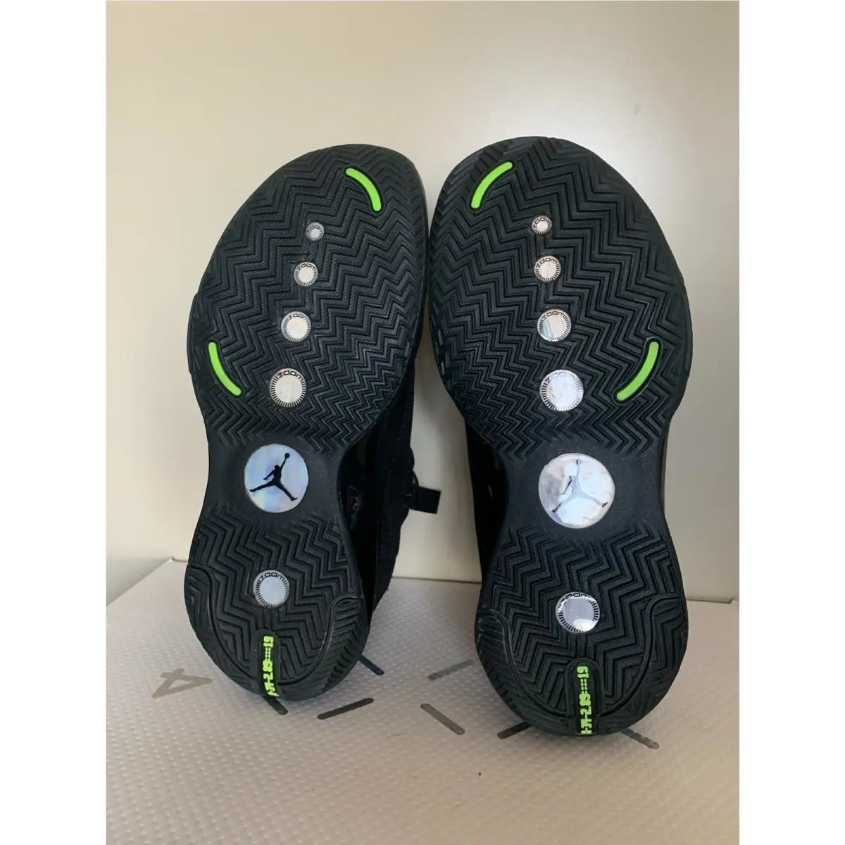 Nike shoes - Air Jordan 34 - Air - AR3240-003 - Black 3