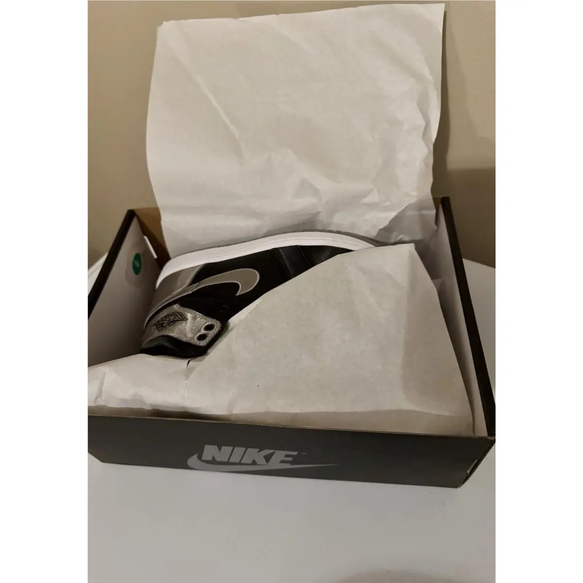 Nike shoes - Air Jordan 1 - Air - Gray (UPC: 197600498488) 4