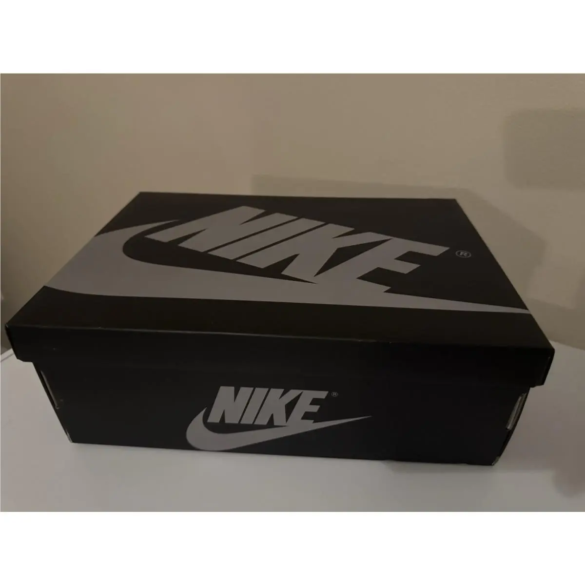 Nike shoes - Air Jordan 1 - Air - Gray (UPC: 197600498488) 5