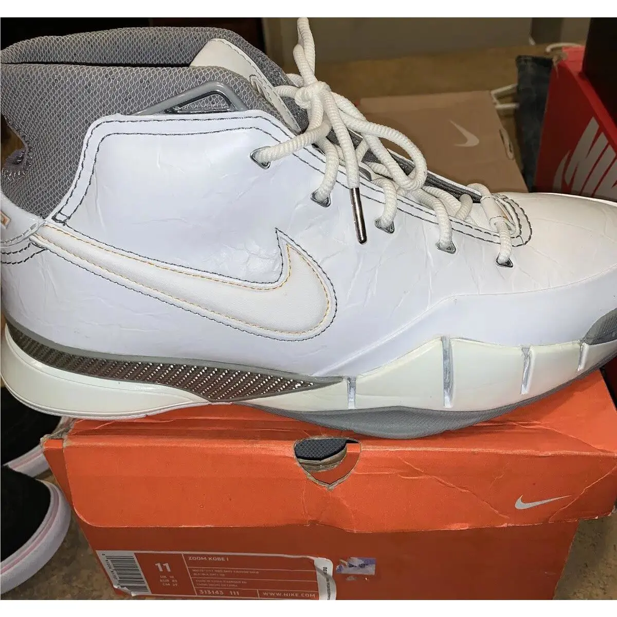 Nike shoes - Nike Kobe 1 - Kobe - White 0
