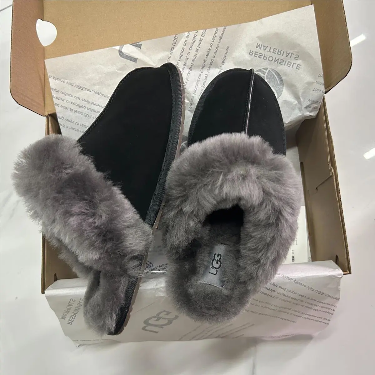 UGG shoes - UGG Scuffette - Scuffette - Black 10