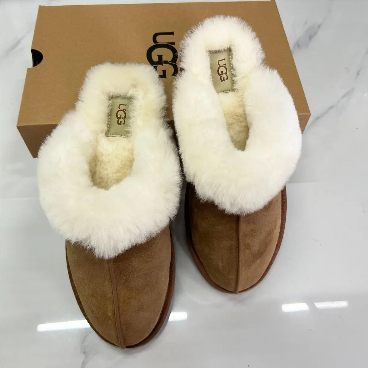 UGG shoes - UGG Scuffette - Scuffette - Chestnut 22
