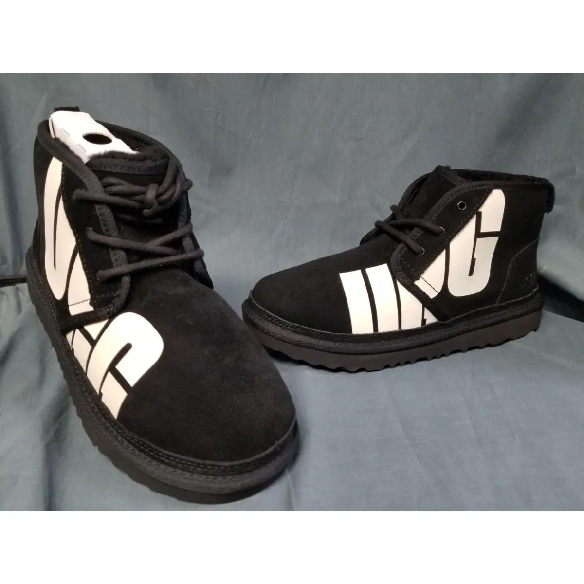 Ugg Neumel Boot Kids `chopd` Boots Suede Lace-up Black Size 6