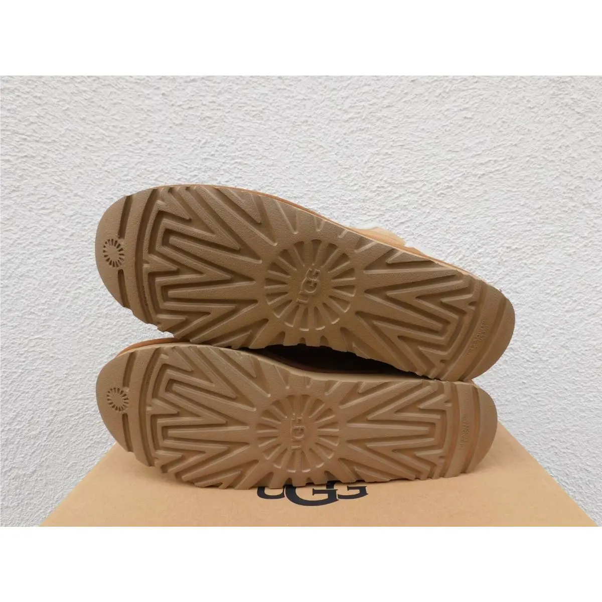 UGG shoes - UGG Highland - Highland - Chestnut (UPC: 194715776043) 3