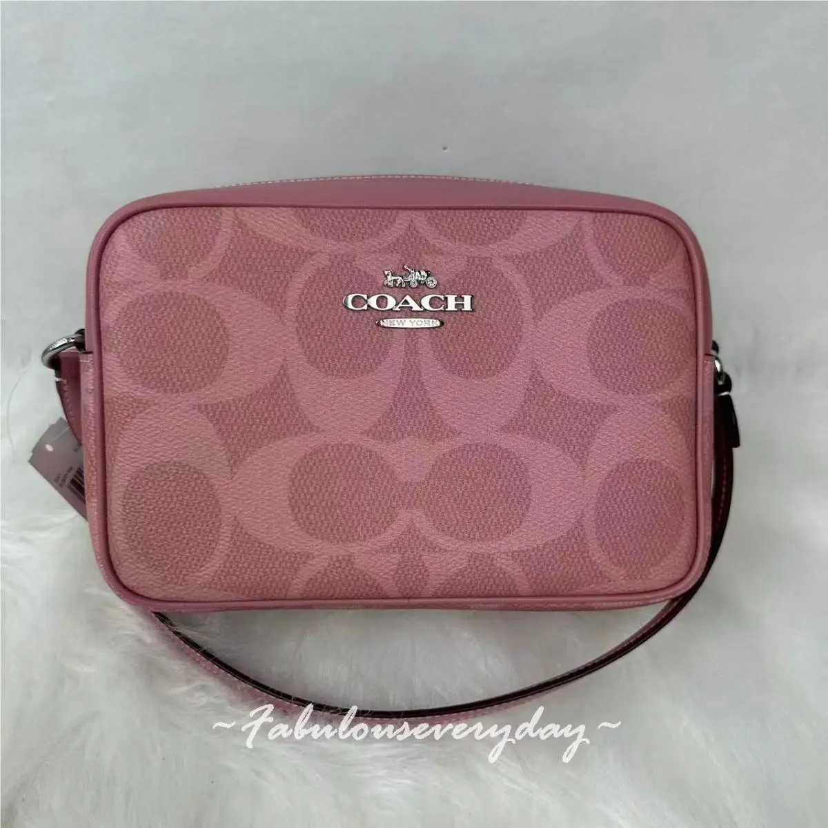 Coach Jamie Camera Bag Crossbody In Maxi Signature Canvas Dusty Pink CCK73
