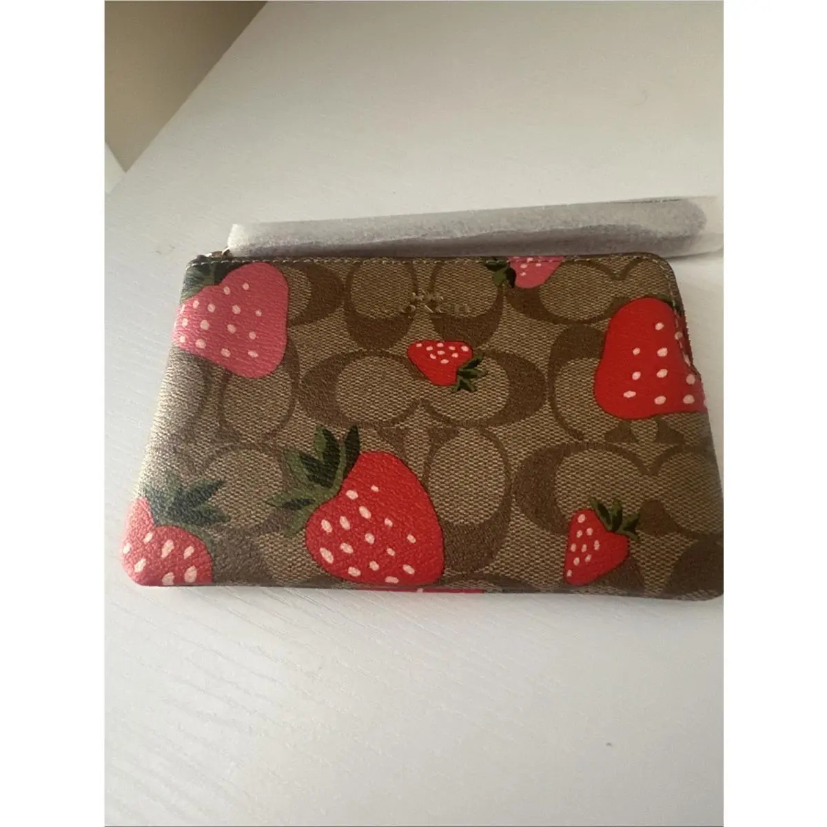 Coach Strawberry Wrislet CH166