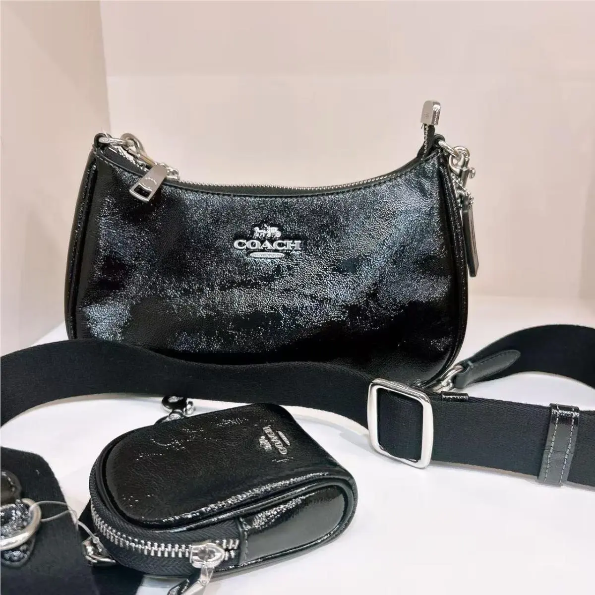 Coach Teri Shoulder Bag with Pouch CCD78 Silver/black