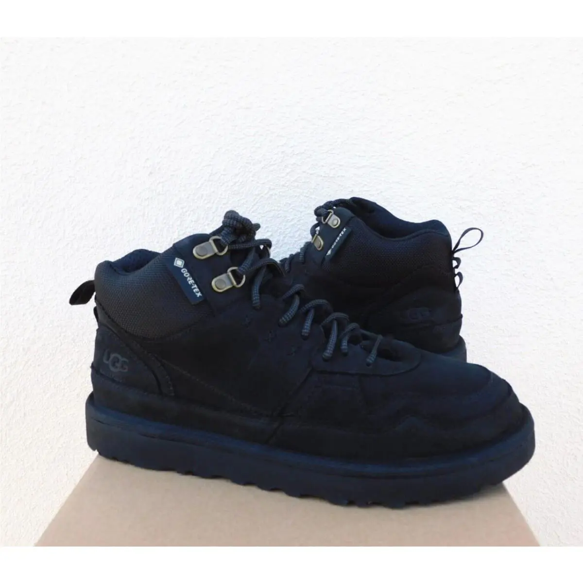 UGG shoes - UGG Highland - Highland - Black (UPC: 196565714633) 1