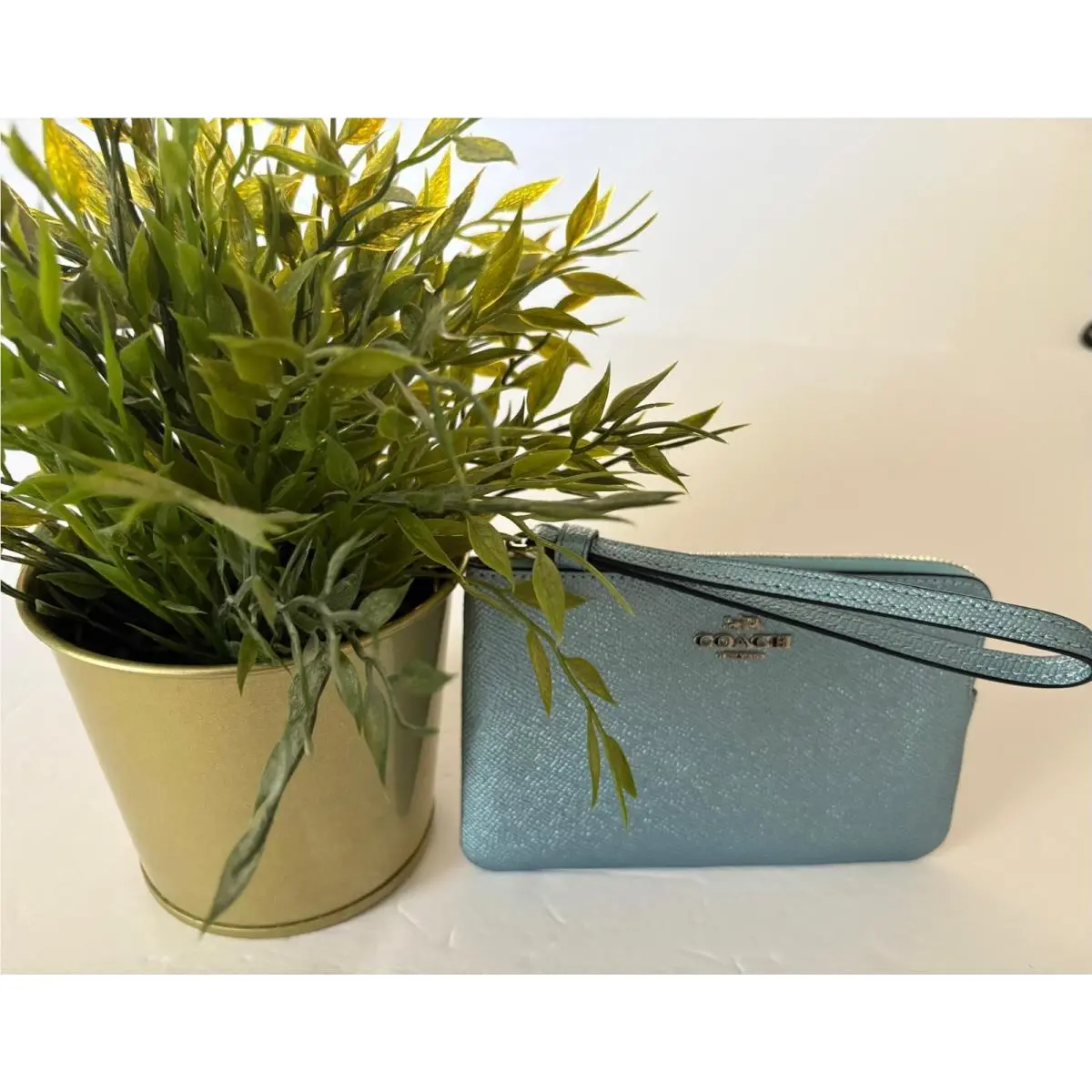 Coach Corner Zip Wristlet – Metallic Sky Blue Crossgrain Leather