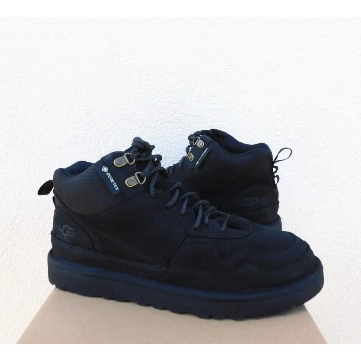 UGG shoes - UGG Highland - Highland - Black (UPC: 196565714558) 1