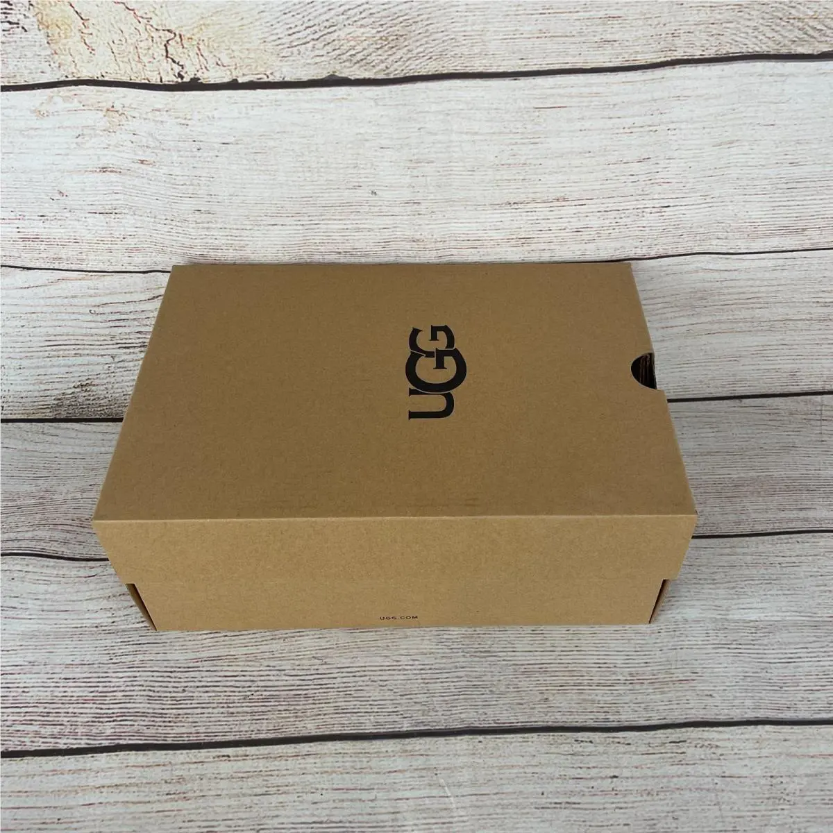 UGG shoes - White (UPC: 197634844060) 1