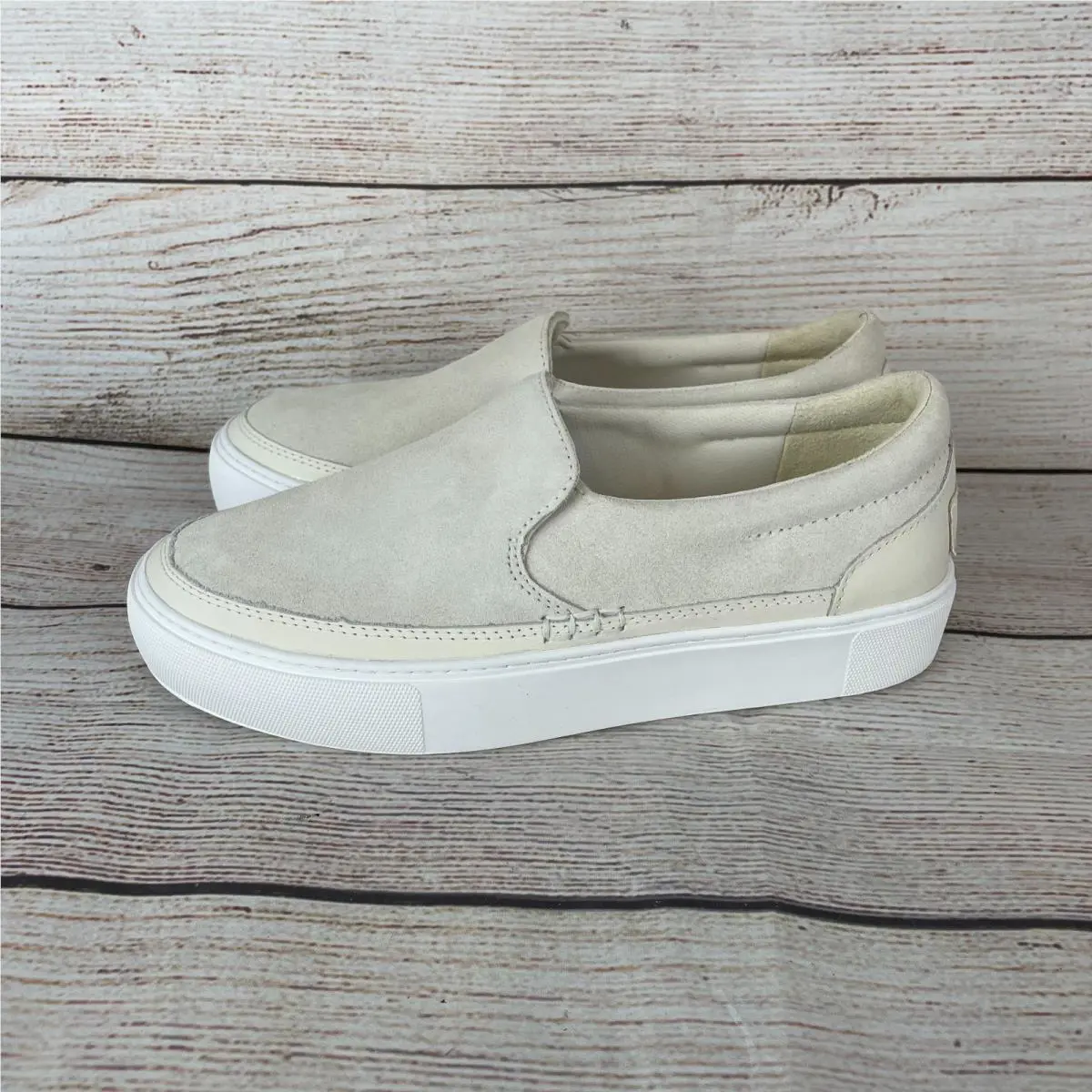 UGG shoes - White (UPC: 197634844060) 5