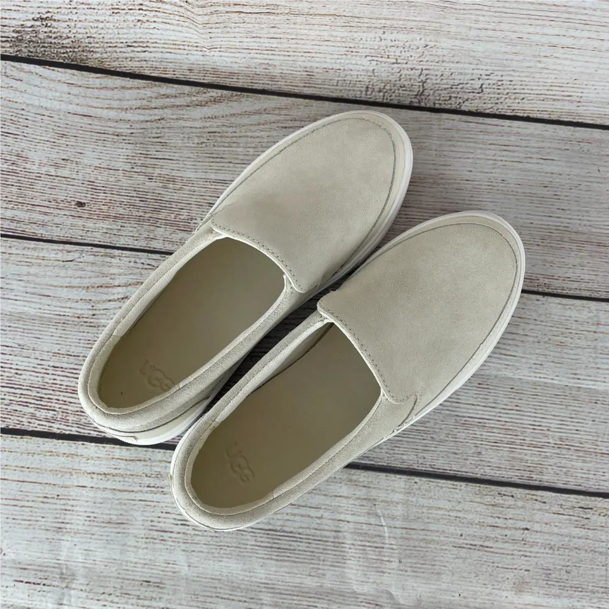 UGG shoes - White (UPC: 197634844060) 6