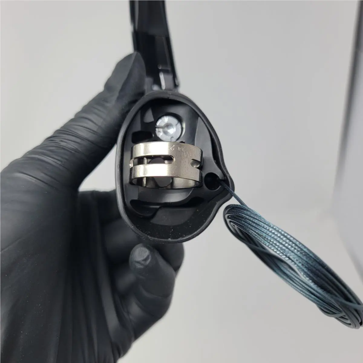 Shimano  - ST-4700-R - ST-4700-R - Black (UPC: 192790521978) 5