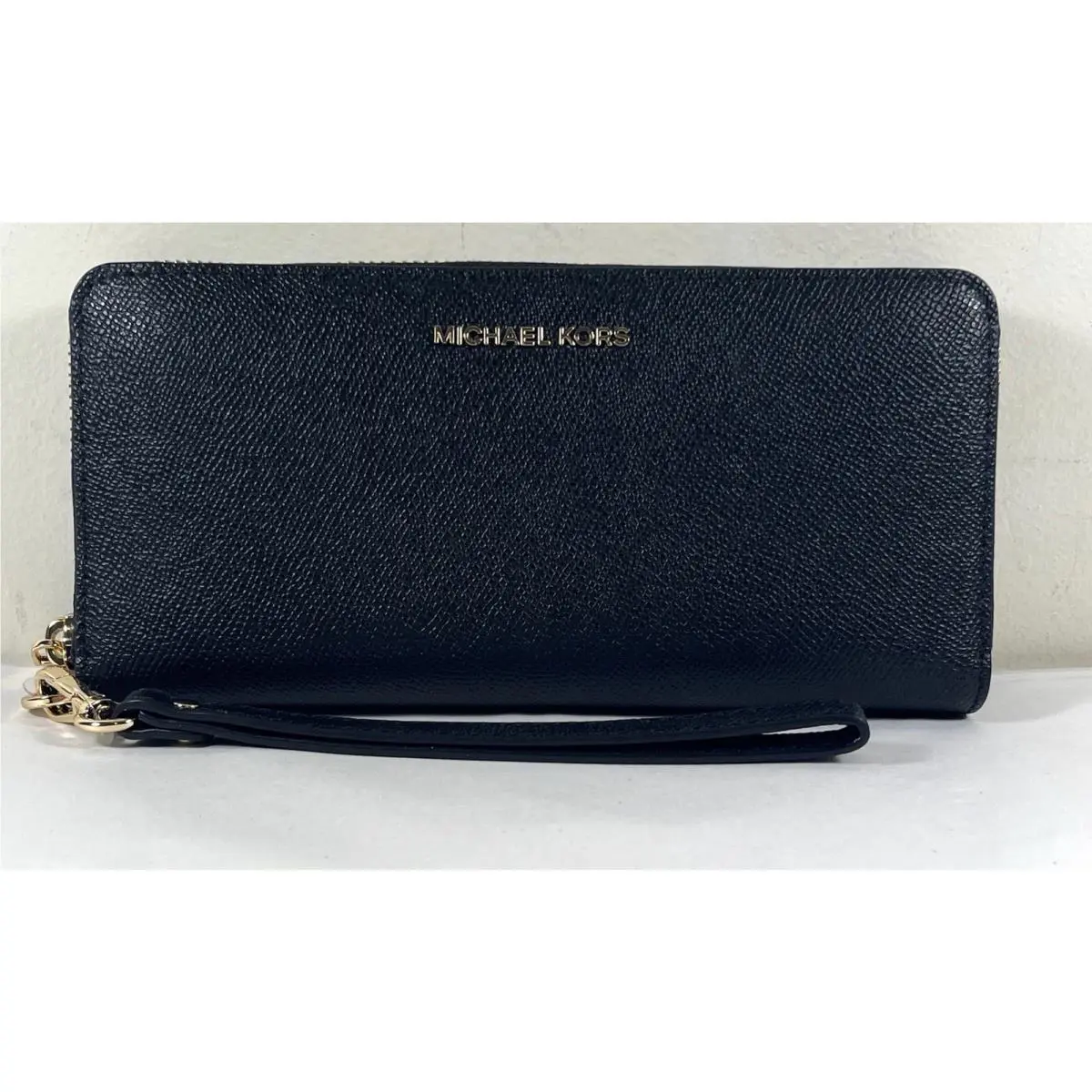 Michael Kors Jet Set Black Gained Leather Large Continental Wallet Phone Case