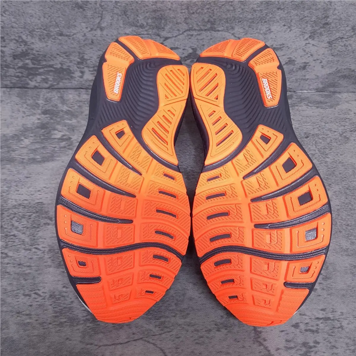 Brooks shoes - Brooks Ghost 17 - Ghost - 110442-1D-048 - Gray 3