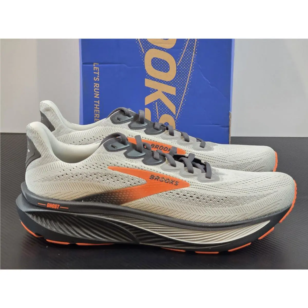 Brooks shoes - Brooks Ghost 17 - Ghost - 110442-1D-048 - Oyster Mushroom/Orange/Ebony 8