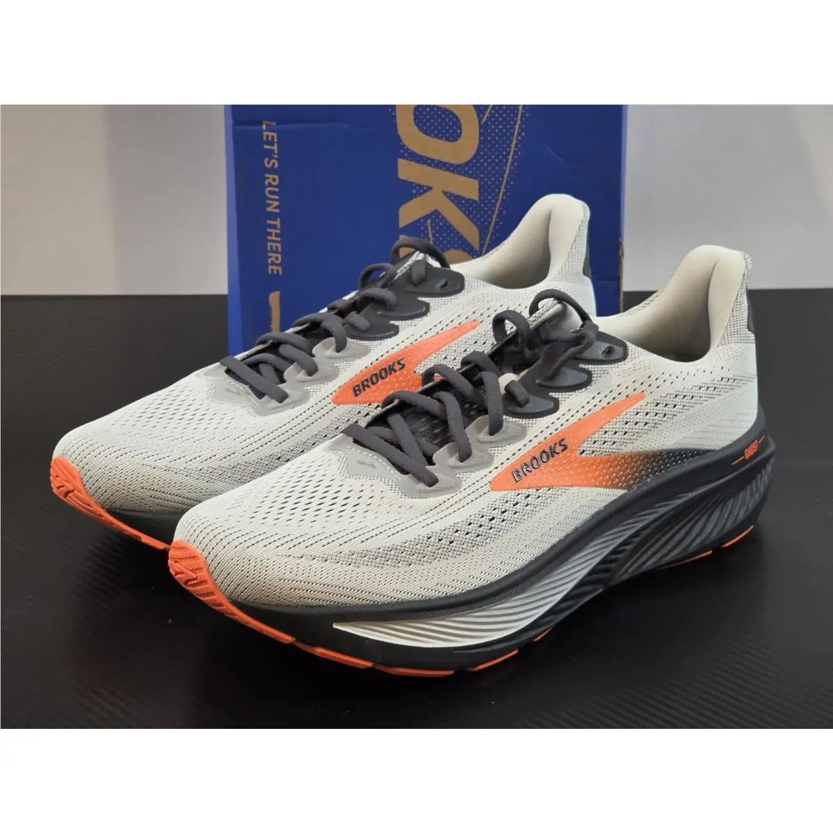 Brooks shoes - Brooks Ghost 17 - Ghost - 110442-1D-048 - Oyster Mushroom/Orange/Ebony 2