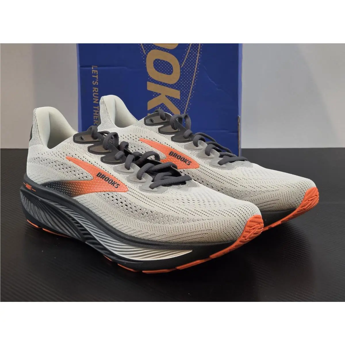 Brooks shoes - Brooks Ghost 17 - Ghost - 110442-1D-048 - Oyster Mushroom/Orange/Ebony 7