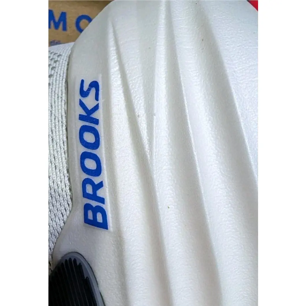 Brooks shoes - Brooks Glycerin Max - Glycerin Max - 1204361B118 - White 5