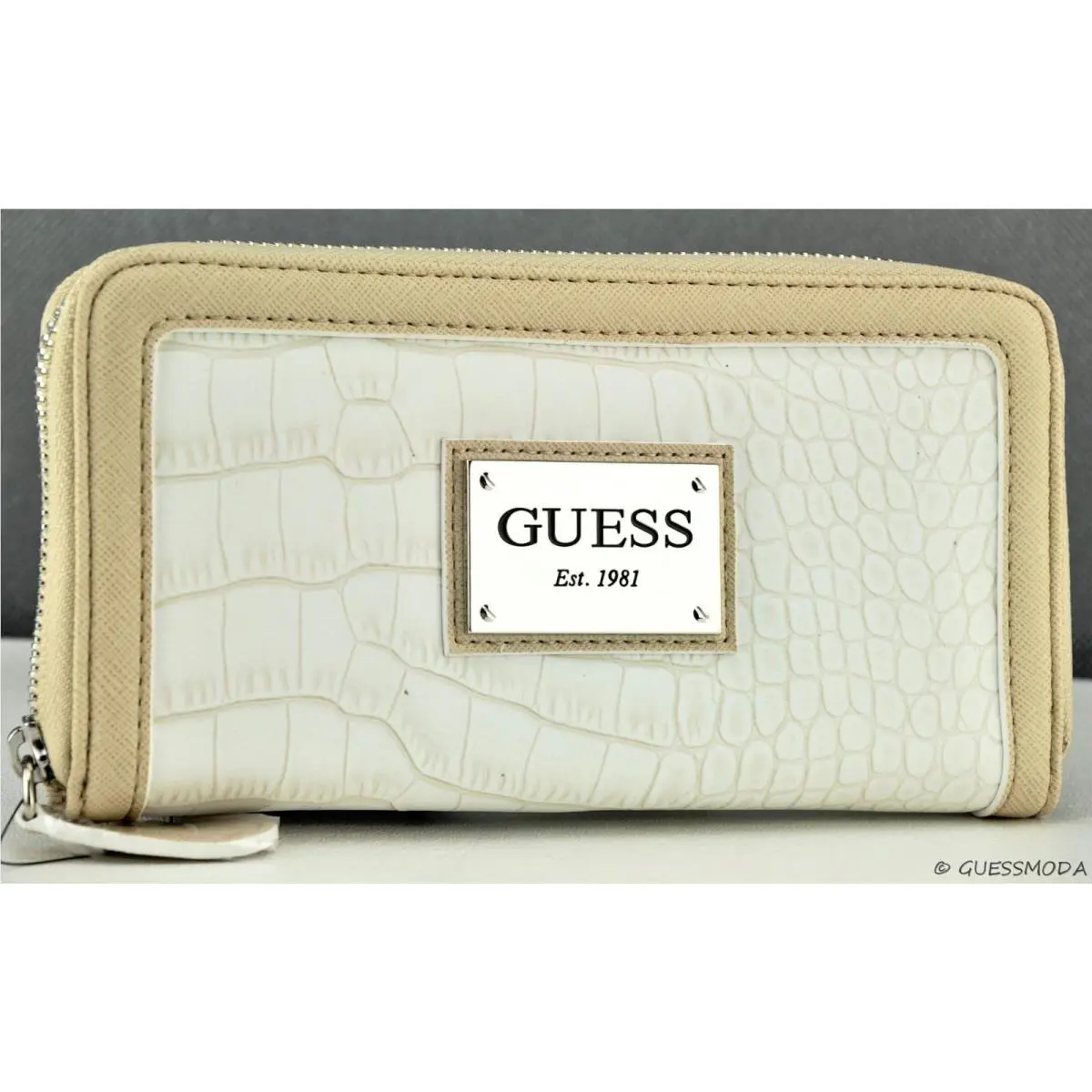 Trend Guess Wallet Ladies Kingstown Chalk Multi Women Limited