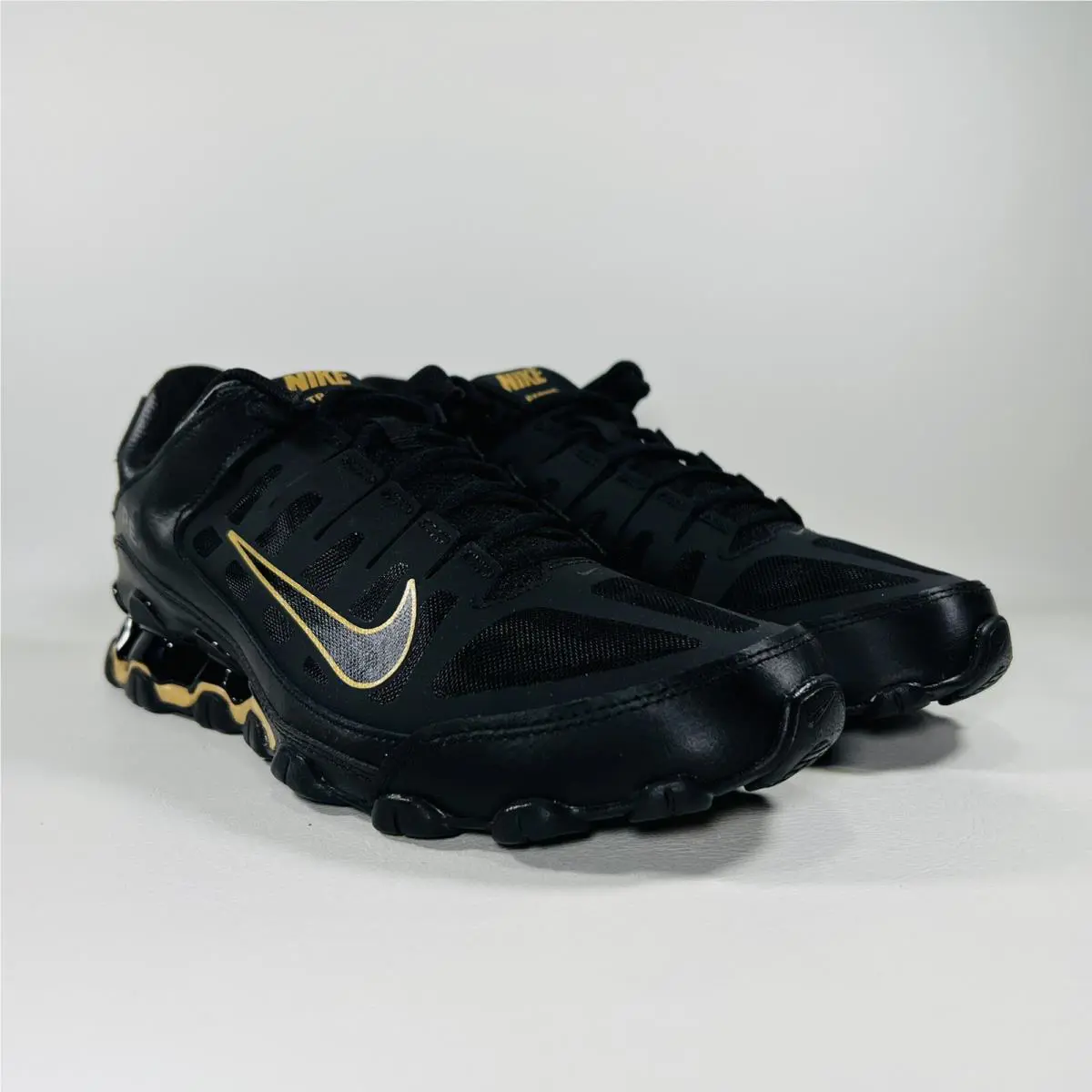 Nike shoes - Nike Reax 8 TR Mesh - 621716 020 - Black / Metallic Gold / Black 6