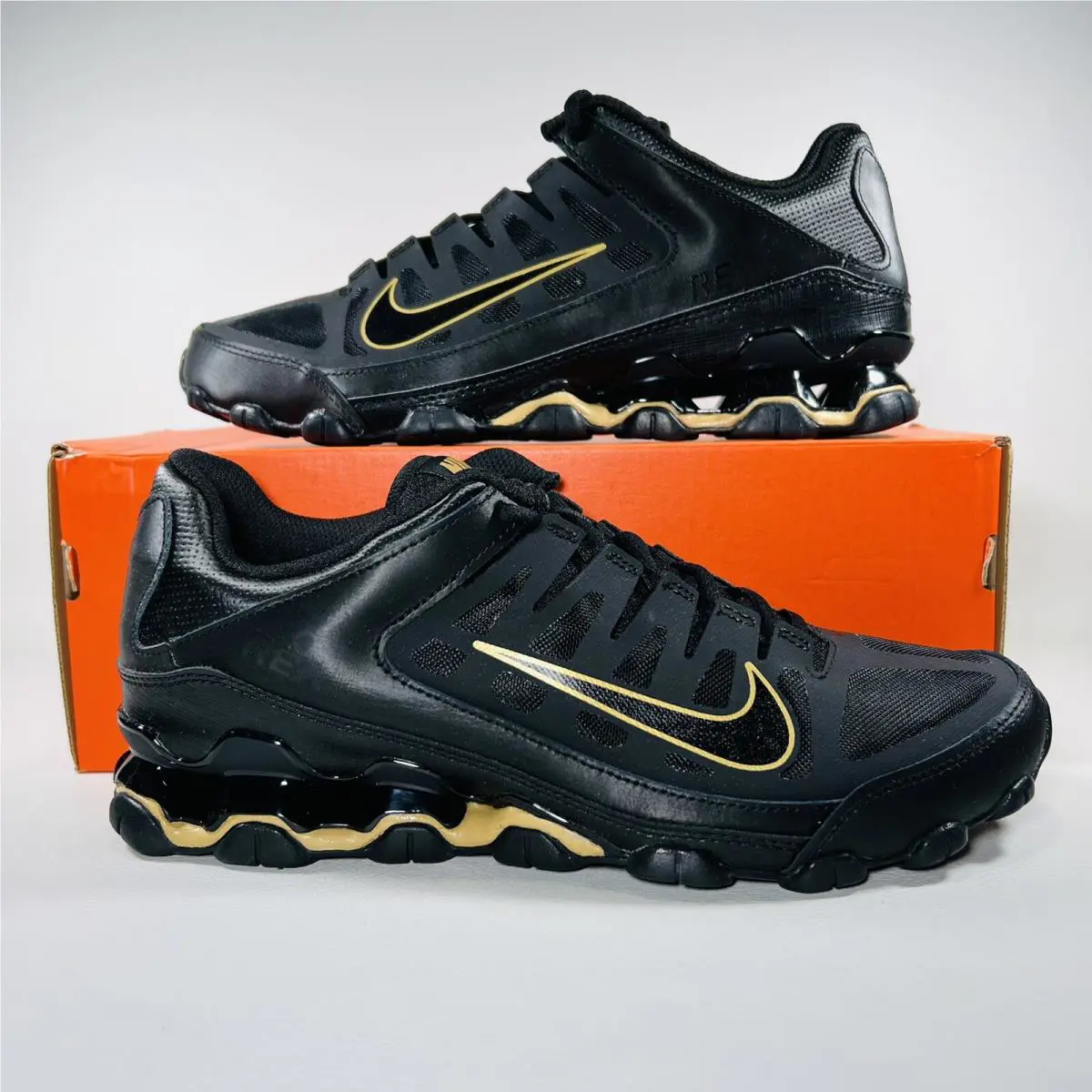 Nike shoes - Nike Reax 8 TR Mesh - 621716 020 - Black / Metallic Gold / Black 11