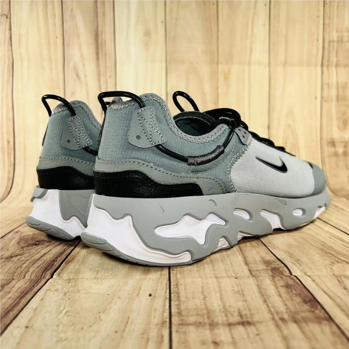 Nike shoes - Nike React Live - React Live - DD6879 001 - Grey / Black / White 19