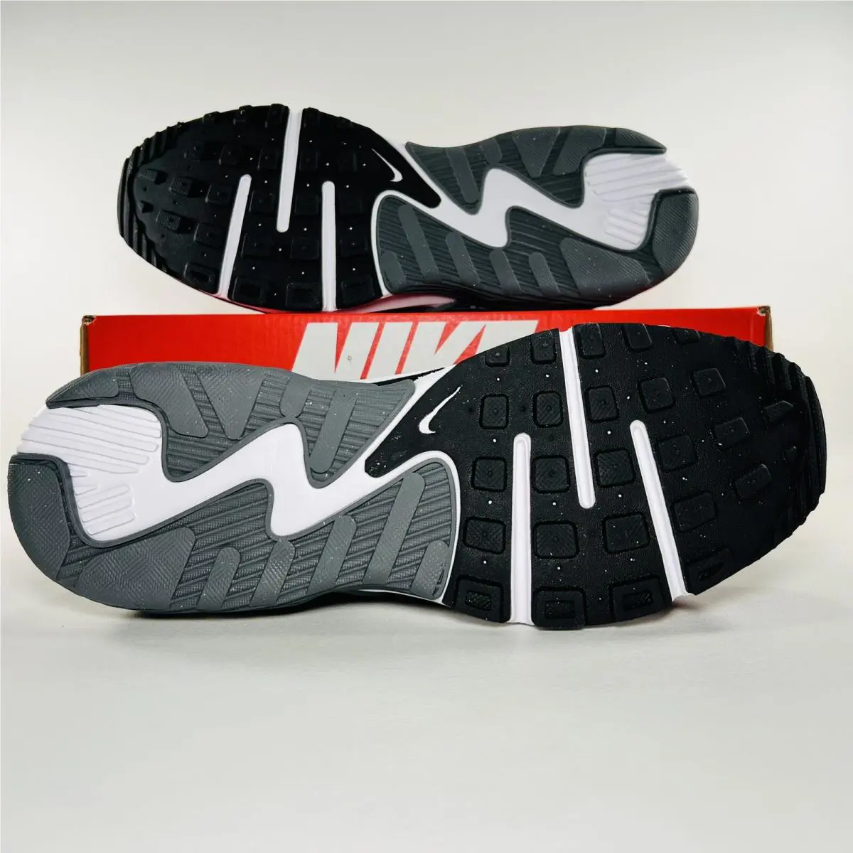Nike shoes - Nike Air Max - Air Max - CD4165 001 - Black / White 1