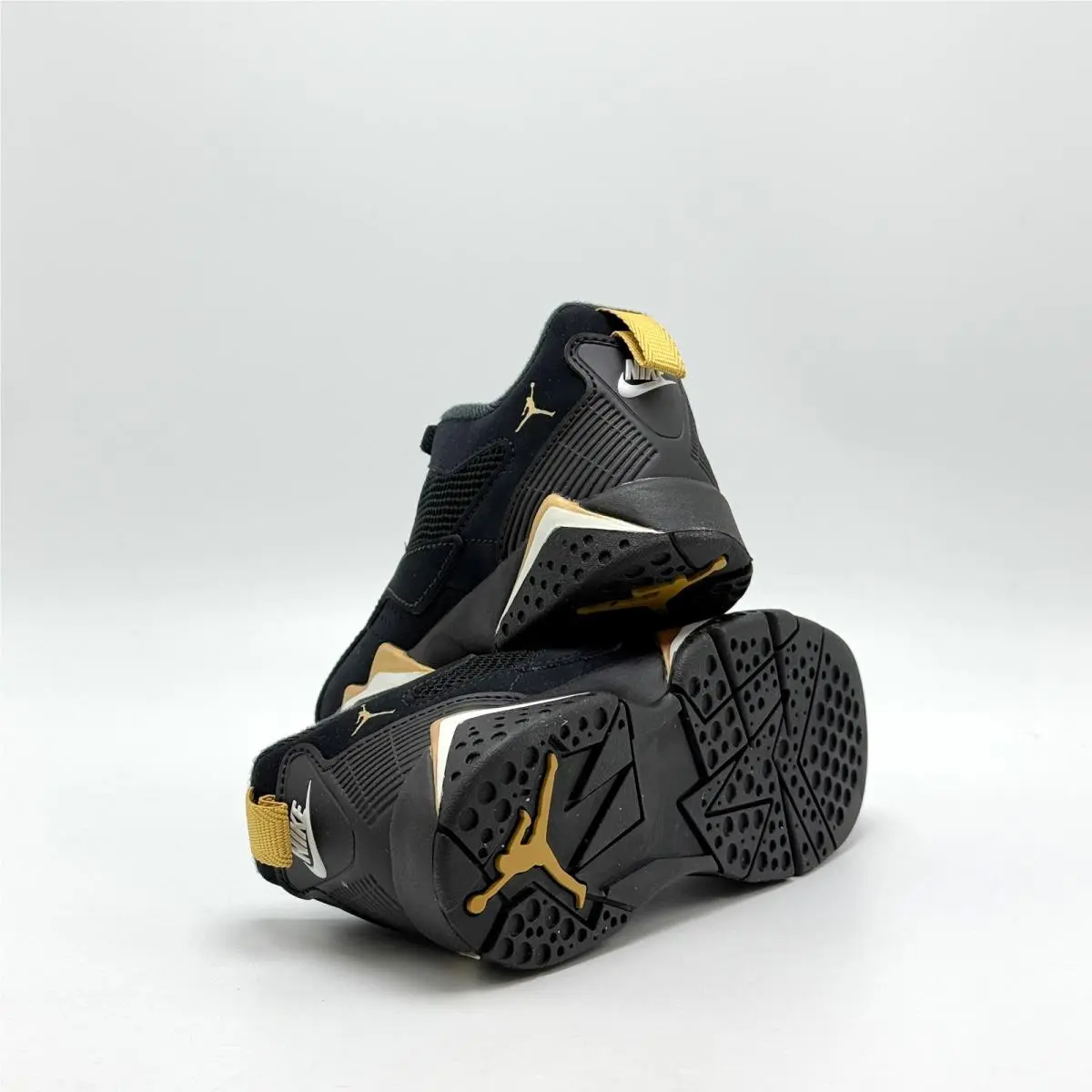 Nike shoes - Black 8