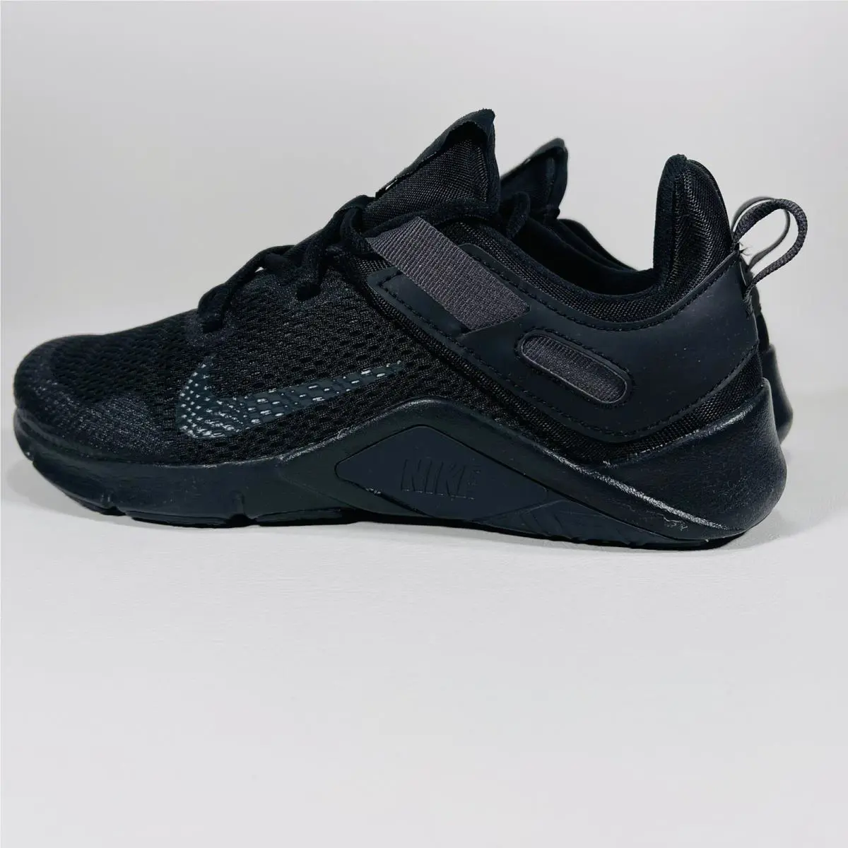 Nike shoes - Nike Legend Essential - Legend Essential - CD0212-004 - Black / Anthracite- Anthracite 4
