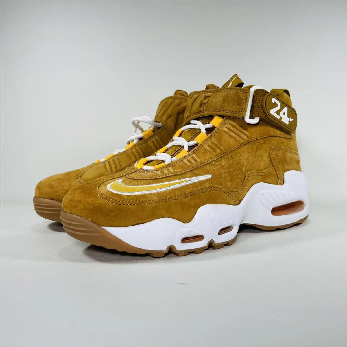 Nike shoes - Nike Air Griffey Max - Air Griffey Max - D06684 700 - Wheat / White / Gum Light Brown / Pollen 6