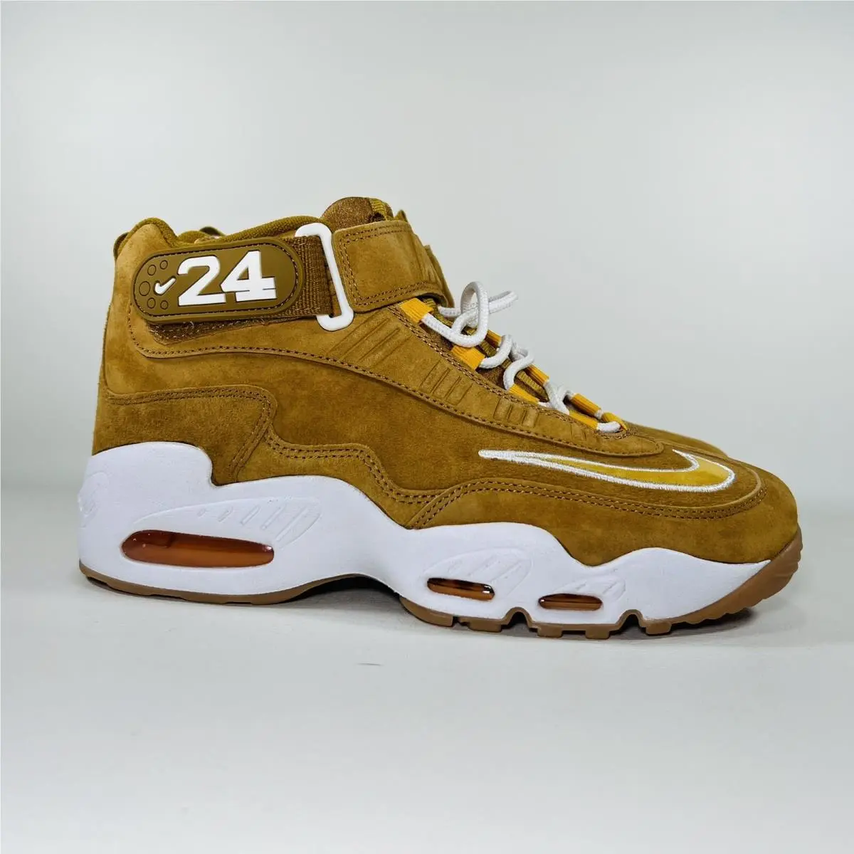 Nike shoes - Nike Air Griffey Max - Air Griffey Max - D06684 700 - Wheat / White / Gum Light Brown / Pollen 16