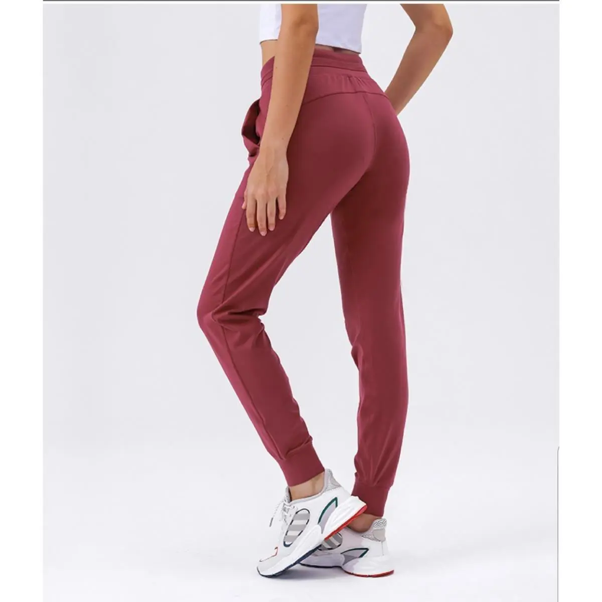 Lululemon clothing - Red 0