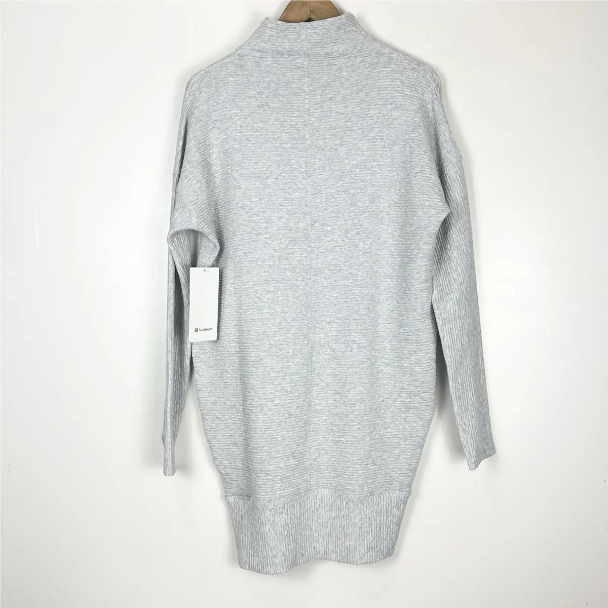 Lululemon clothing - Gray 5